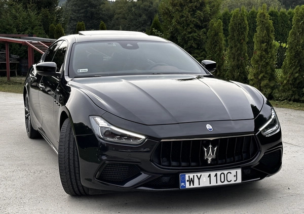 Maserati Ghibli cena 269000 przebieg: 29800, rok produkcji 2020 z Rzeszów małe 232